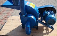 Hammer crusher for wood, paper, straw