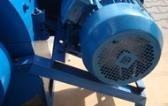 Hammer crusher for wood, paper, straw