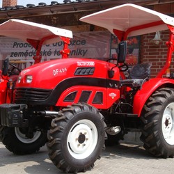 Malotraktor Dongfeng DF-404, 4WD s SPZ (40 koní za cenu 30 koní), traktor DongFeng