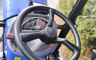 Tractor LOVOL M404, compact tractor
