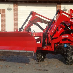 Front snow plow CR per tractor