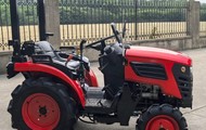 Traktor CRONA CR254
