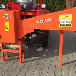 Špalíkovač CR30 za traktor 