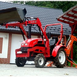 Malotraktor Dongfeng DF 304, 4WD s SPZ. traktor DongFeng NEDOSTUPNÉ