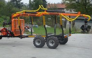 Forestry trailer for tractors CRONIMO with its own petrol engine